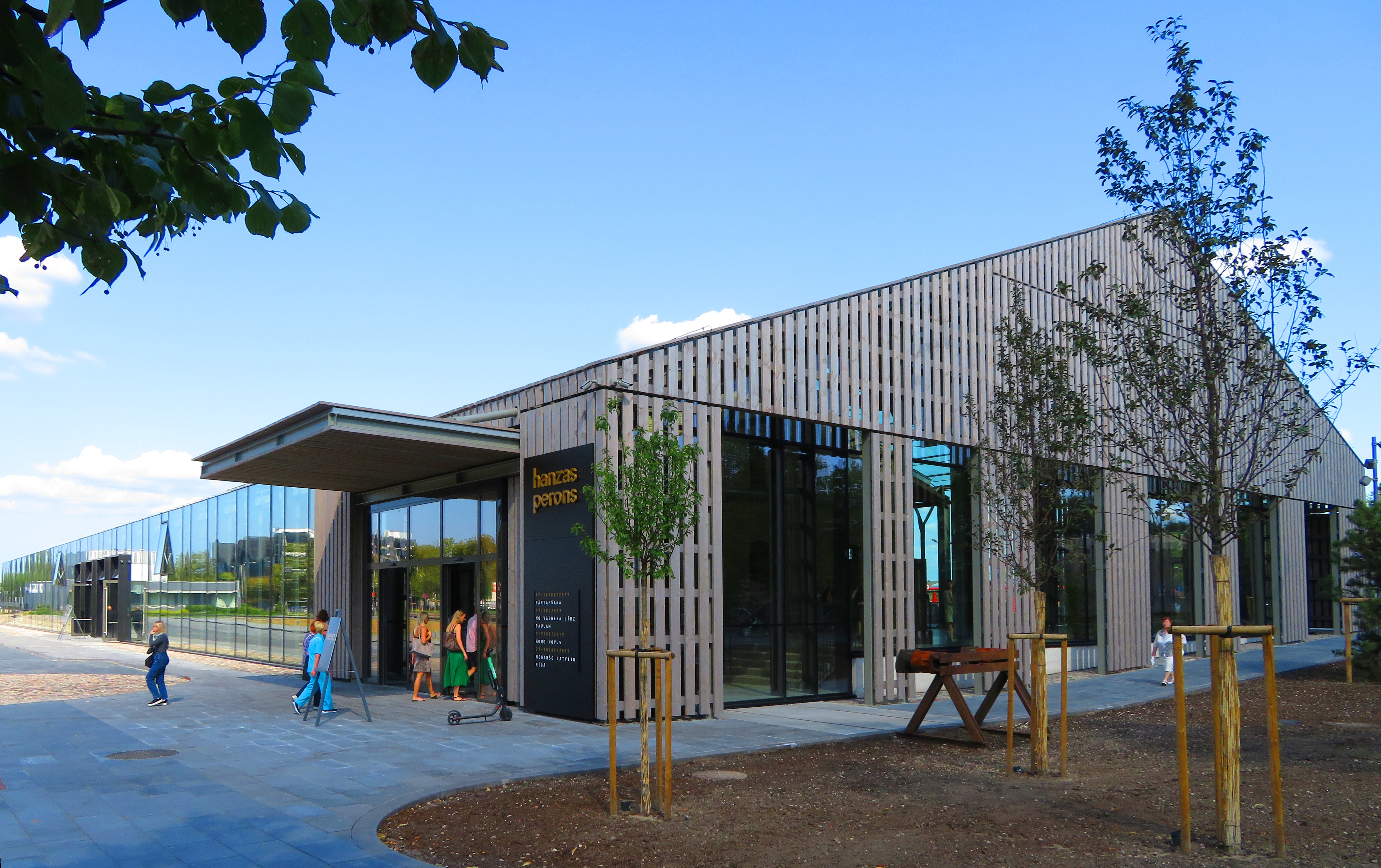 UNFILTERED venue photo 3